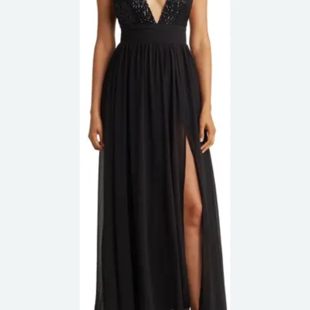 Elegant Black Evening Gown